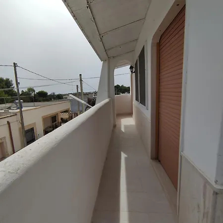 度假居 Specchiarica House *