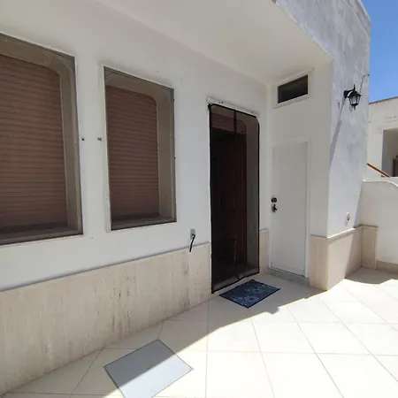 Holiday home Specchiarica House *